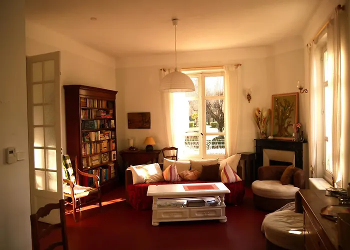Guest house Chez Firmin- Maison De Et Jardin Digne-les-Bains